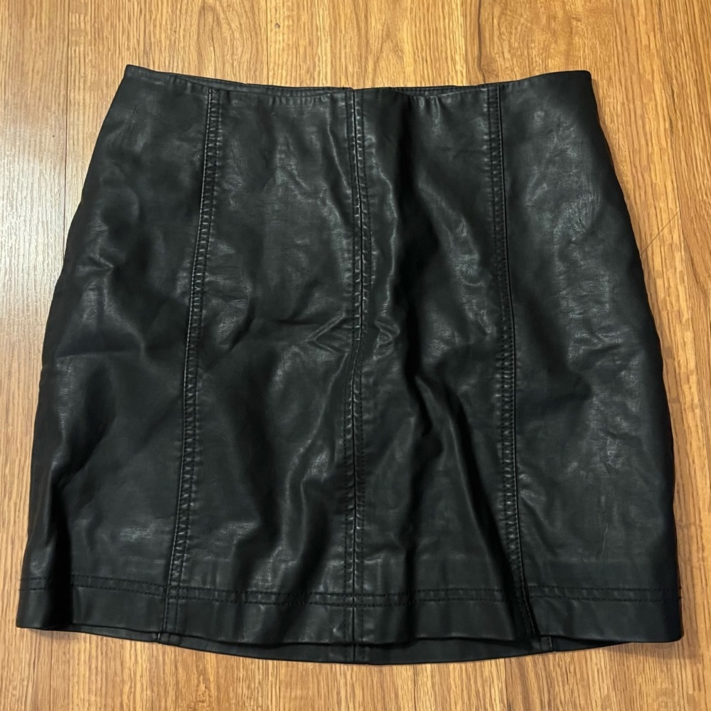 Free People leather skirt size 6